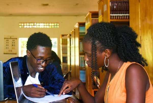 makmot-robin-KBPP21-bg3o-unsplash